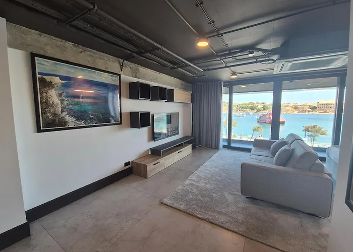 The Londoner Hotel Sliema